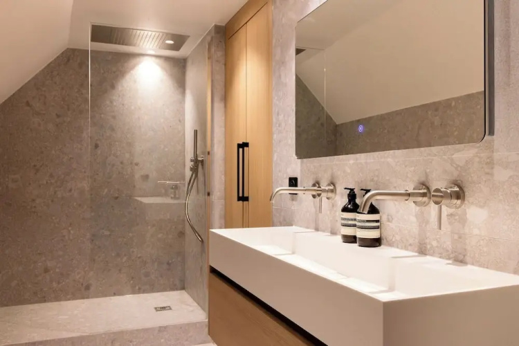 Modern Apartment -ac-1br-4p-pantheon