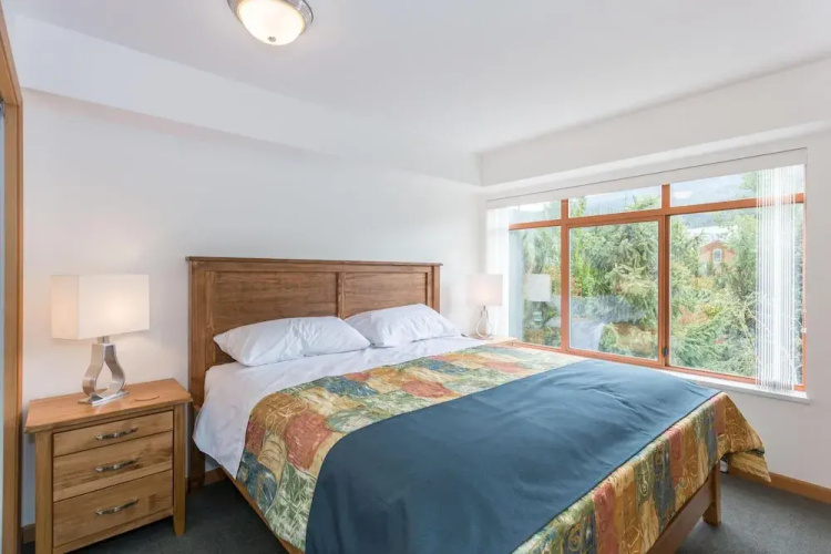 Bright and Clean, Walk Everywhere, Shared Pool and Hot Tub