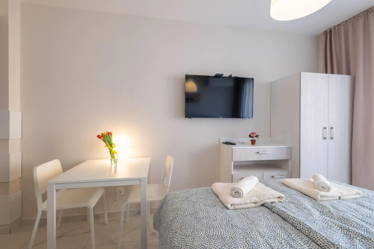Sunny Dream Apartments