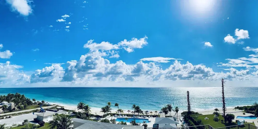 The Lookout - Coral Beach
