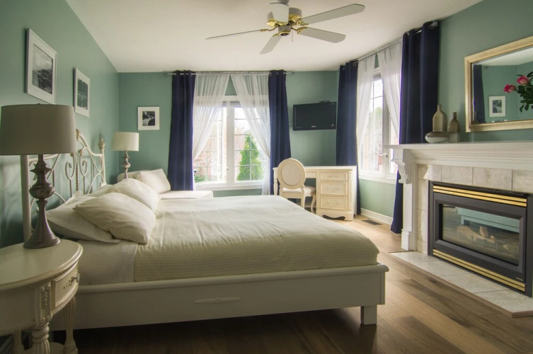 In Elegance Bed and Breakfast