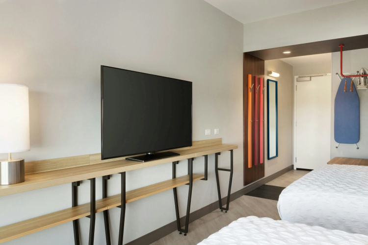 Tru by Hilton York
