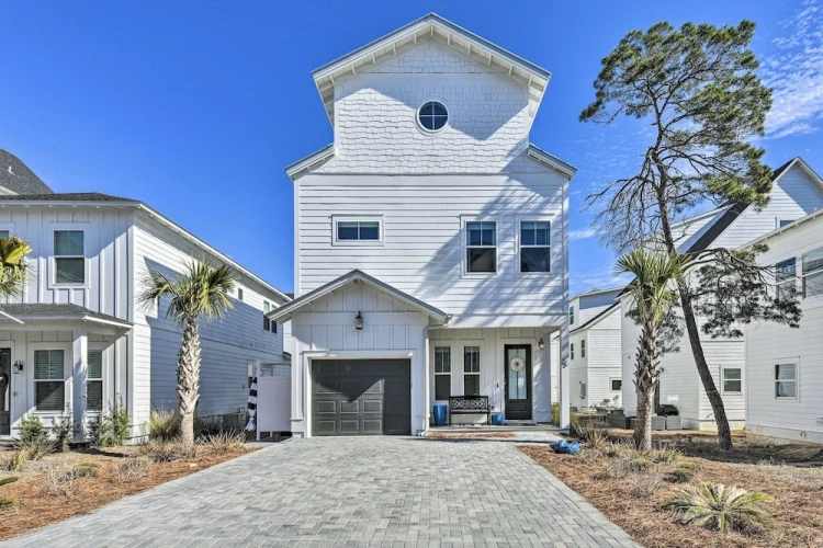 3 Bedrooms Cottage