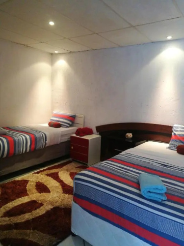 Naisar Sparkling White Apartment