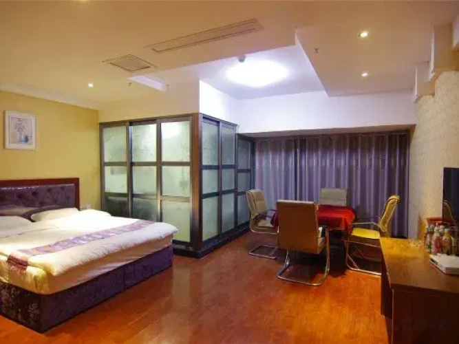 Holiday Inn Luohe MOCO