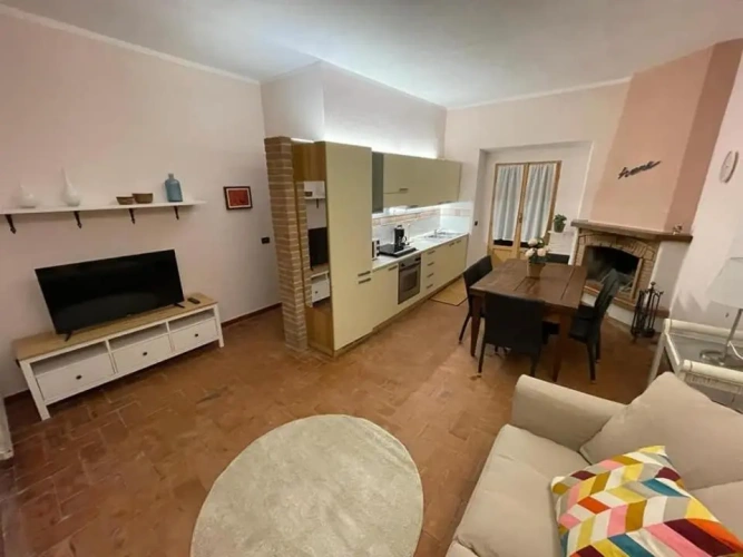 2 Bedrooms Cottage