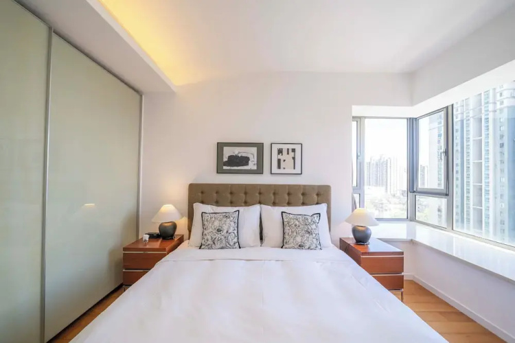 Tyms Elegant 2BR 1BA Apt Walk to Malls