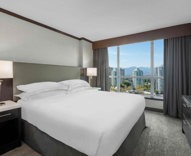 Hilton Vancouver Metrotown photo 6