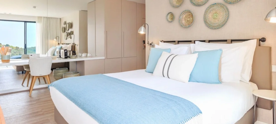 Deluxe Double room with balcony