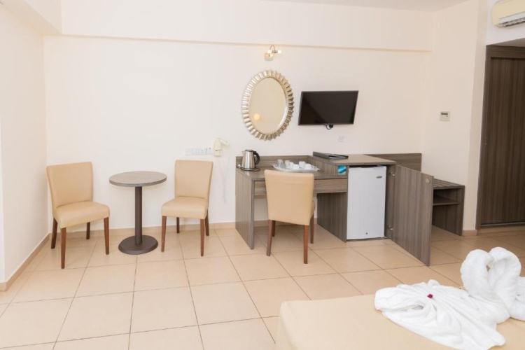 Tofinis Hotel photo 30