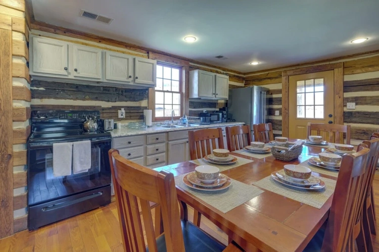 3 Bedrooms Cottage