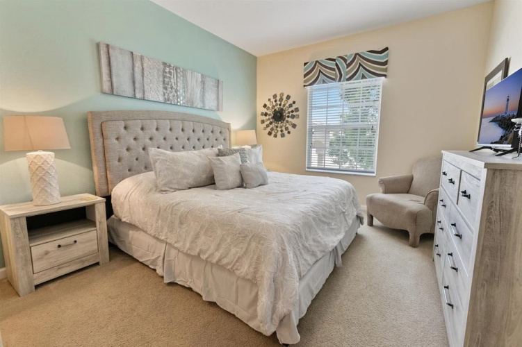 8107 Coconut Palm way Unit 305