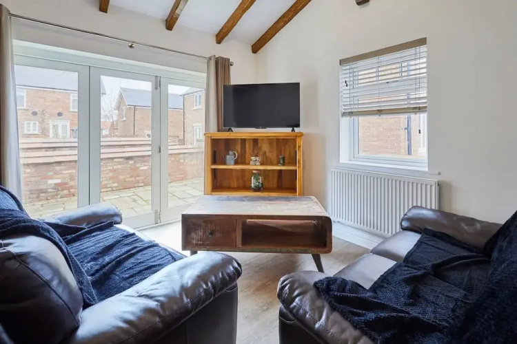 Host Stay Jubilee Close