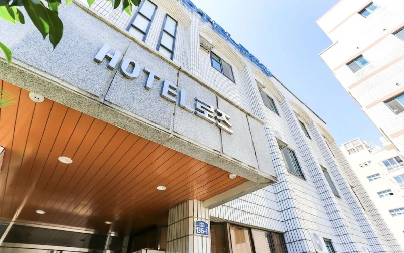 Jeju Rose Motel