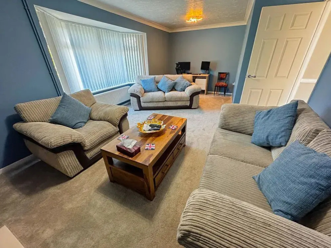 Charming 3-bedroom Bungalow in Oulton Lowestoft