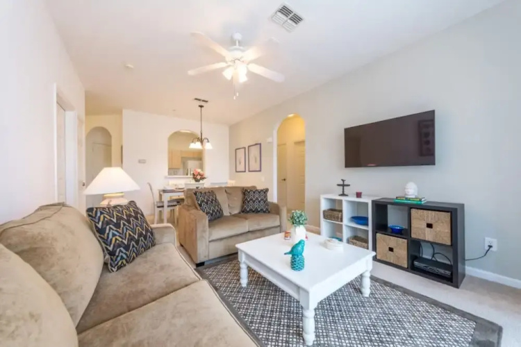 Windsor Palms 2301 - 203