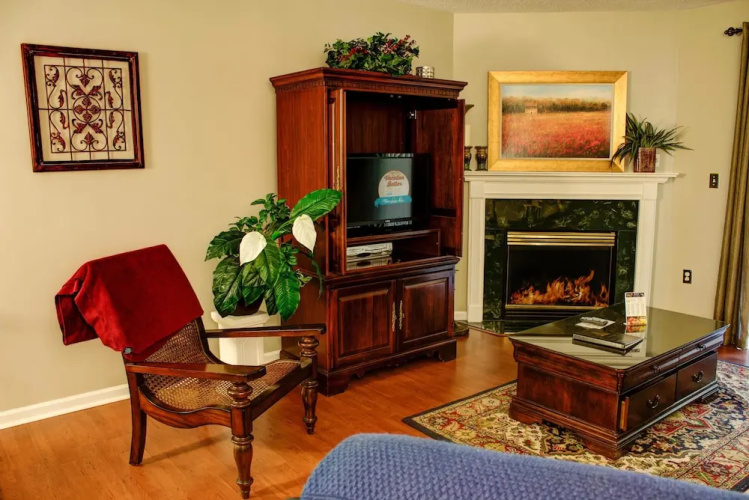 Whispering Pines 322