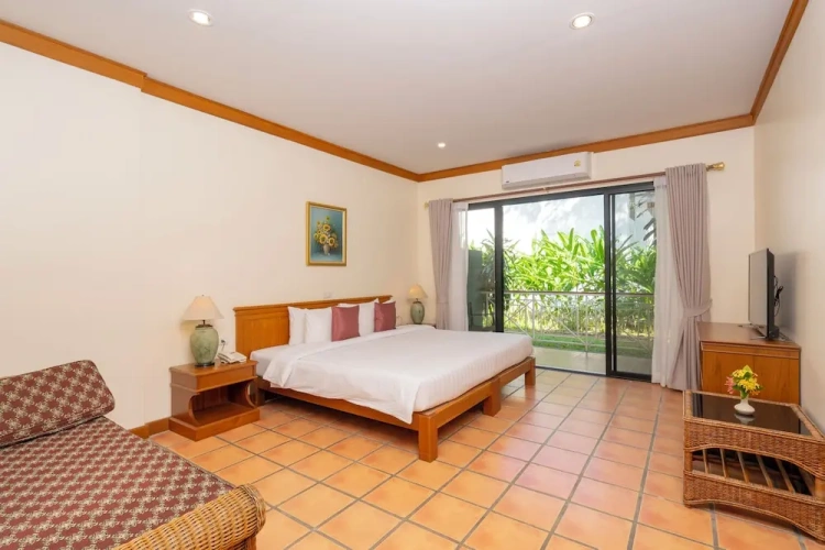 Deluxe Quadruple room