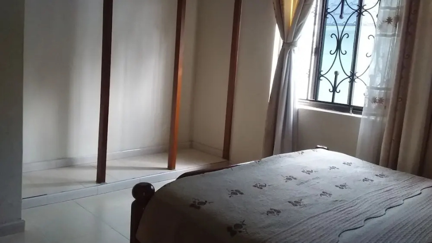 Trust White Hotel