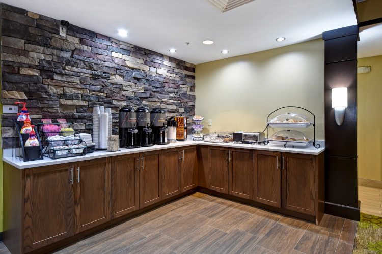 Staybridge Suites Grand Rapids-Kentwood photo 32