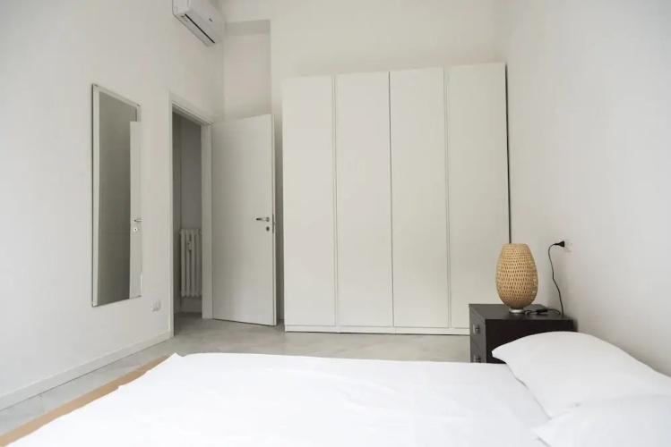 1 Bedroom Flat with Garden