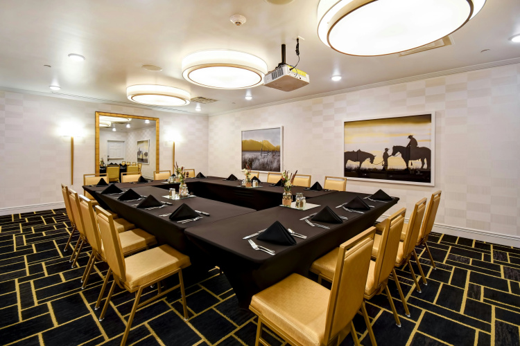 DoubleTree by Hilton Deadwood at Cadillac Jack's photo 18