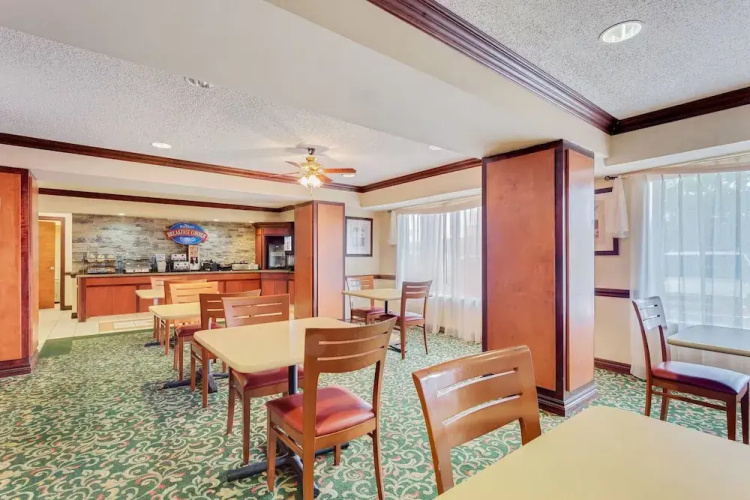 Staywell Inn