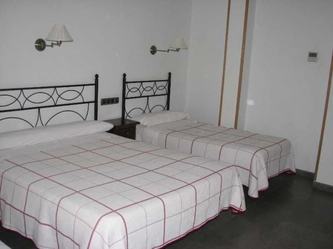 Hostal Ivor y Hostal Mayrit