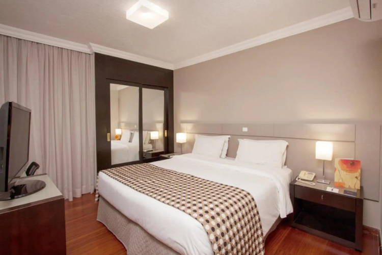 Mabu Curitiba Business