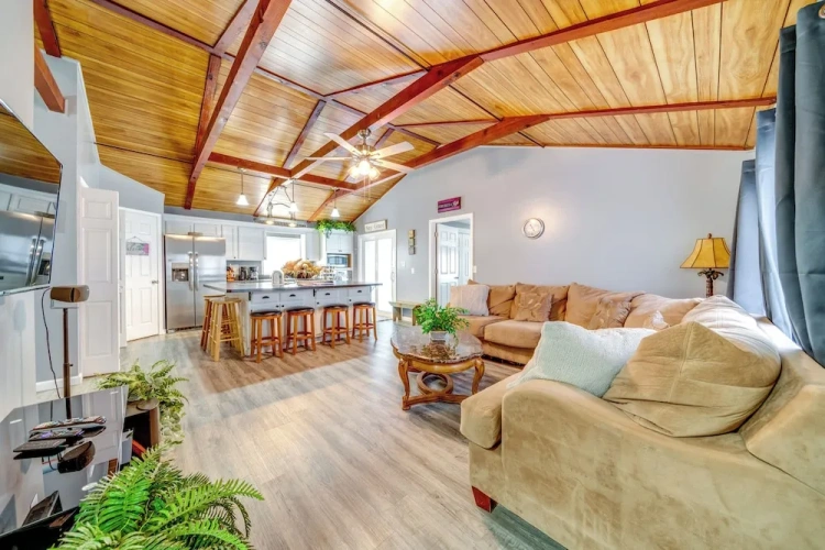 3 Bedrooms Cottage