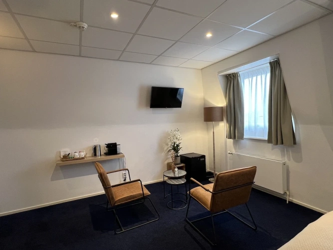 Comfort room