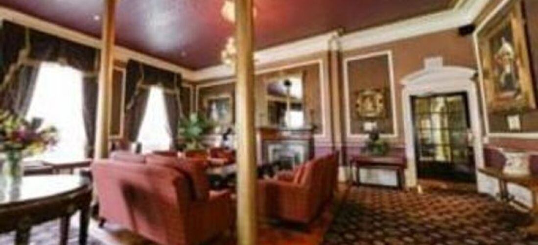 Kings at the Queen HotelOver view