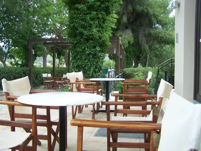 Avaton Hotel