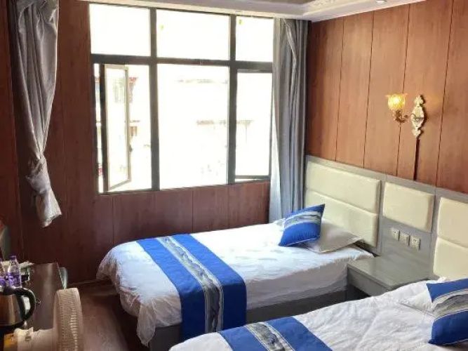 Yajiang Yihao Homestay