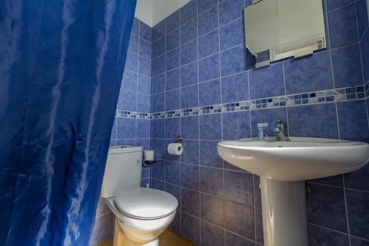 Economy Twin room with sea view