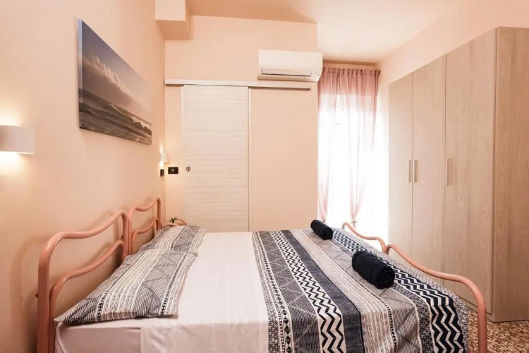 Standard Triple room with balcony