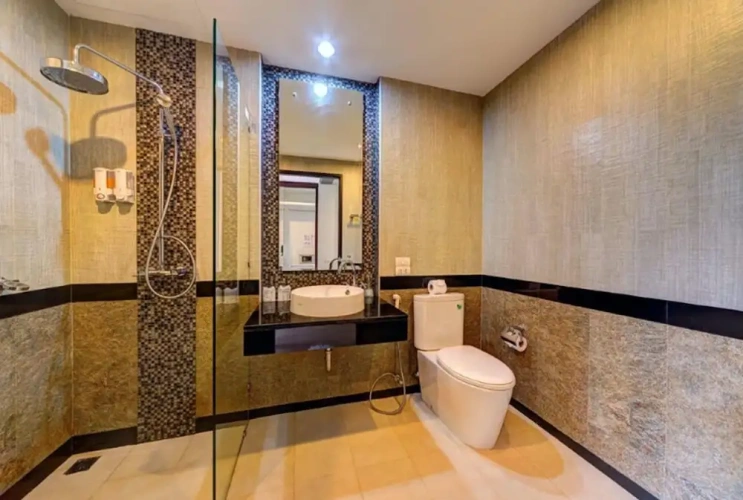 Deluxe Triple room with balcony