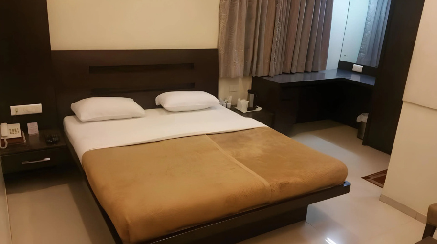 Hotel Apna Avenue