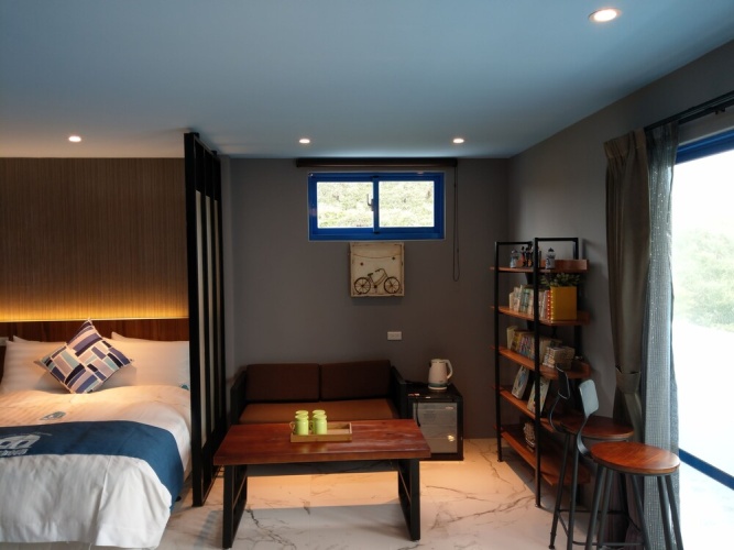 Comfort Quadruple room with partial sea view