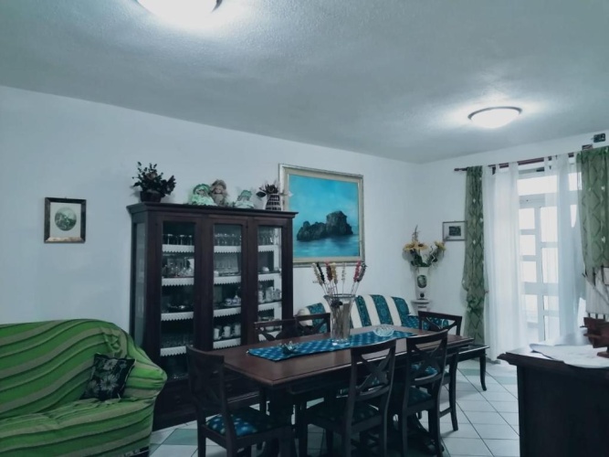 2 Bedrooms Cottage
