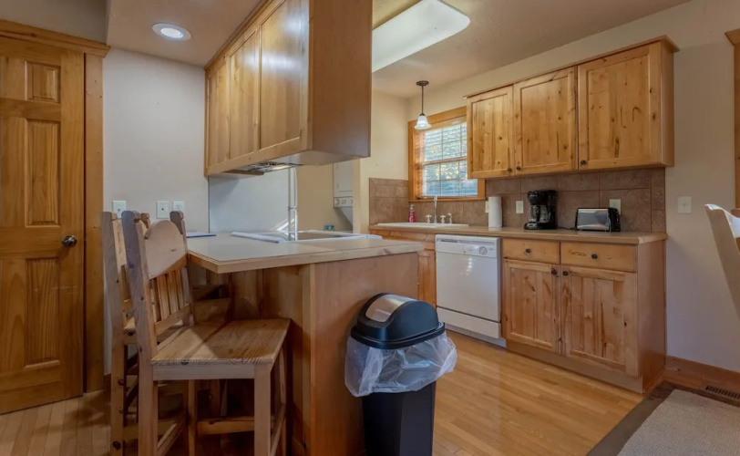 Tin Cup - 1 Br Cabin