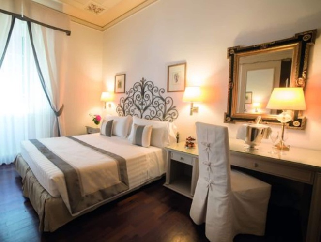 Hotel Jolanda photo 10