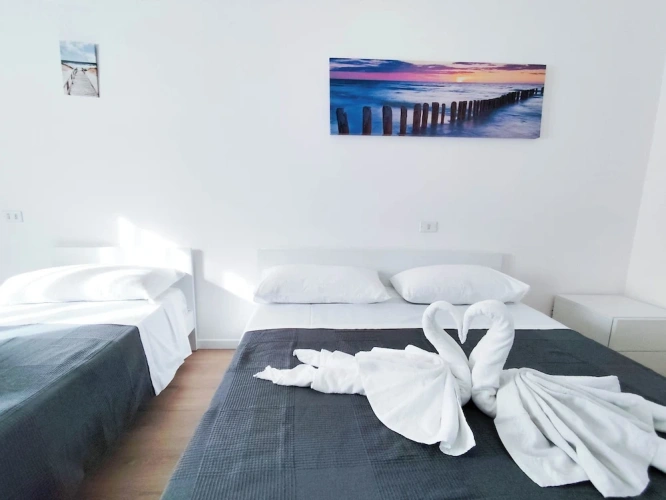 2 Bedrooms Apartment with balcony and with city view