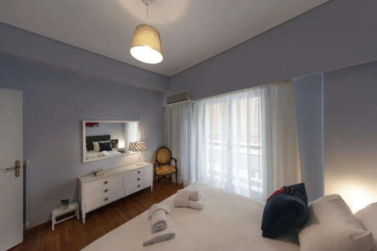 Spacious 3 Bedroom apt near Acropolis museum