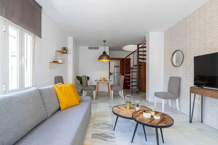 Living4Malaga Atico Soho