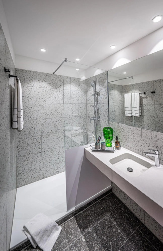 Loginn Hotel Berlin Airport photo 22