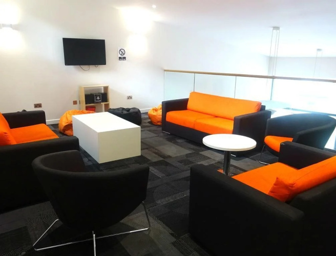 Edinburgh Metro Youth Hostel
