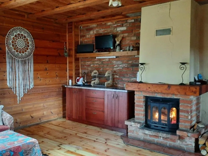 4 Bedrooms Cottage