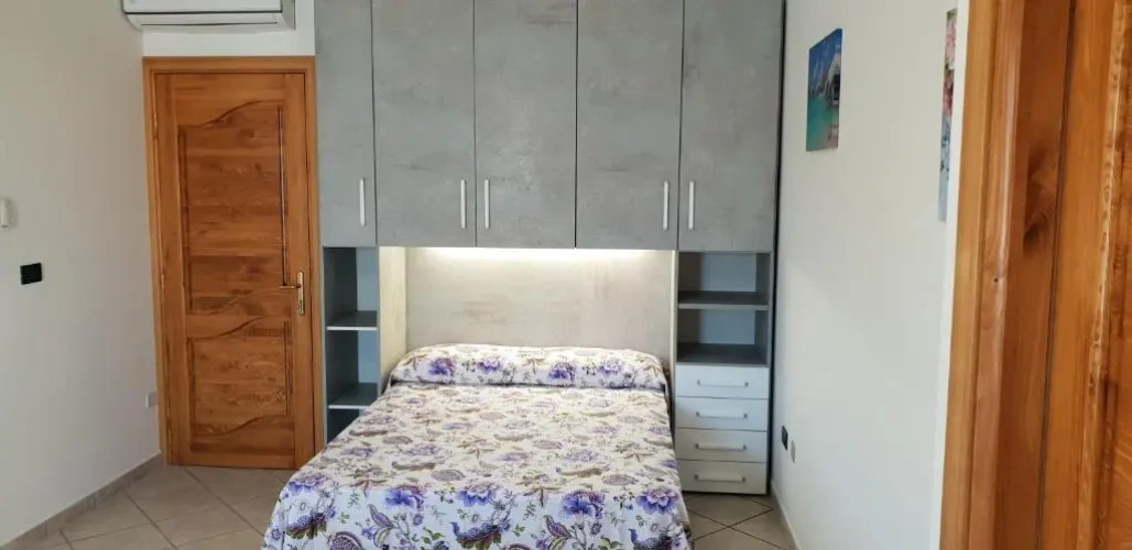 Deluxe Studio