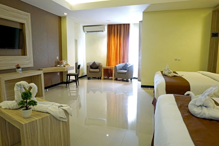Red Chilies Hotel